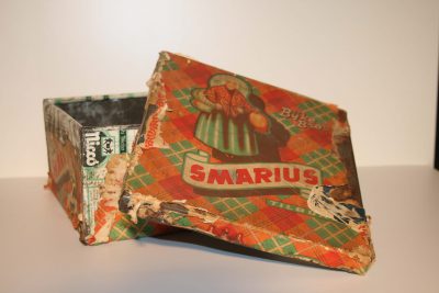 W019- Vintage koekjesblik Smarius