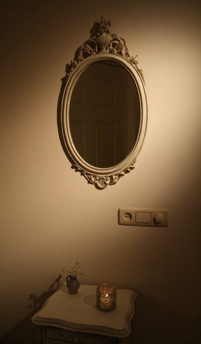 W119 - Brocante spiegel