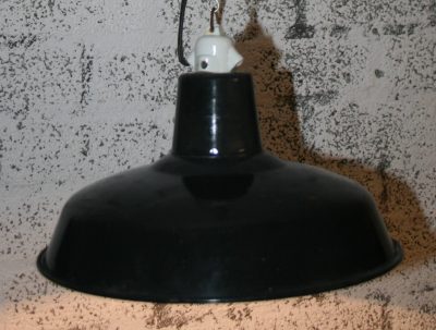 V019 - Industriële lamp zwart
