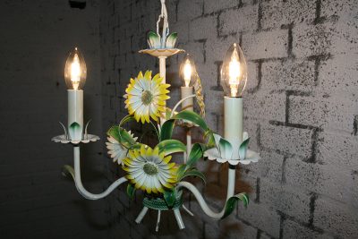 V033 - Franse vintage bloemenlamp