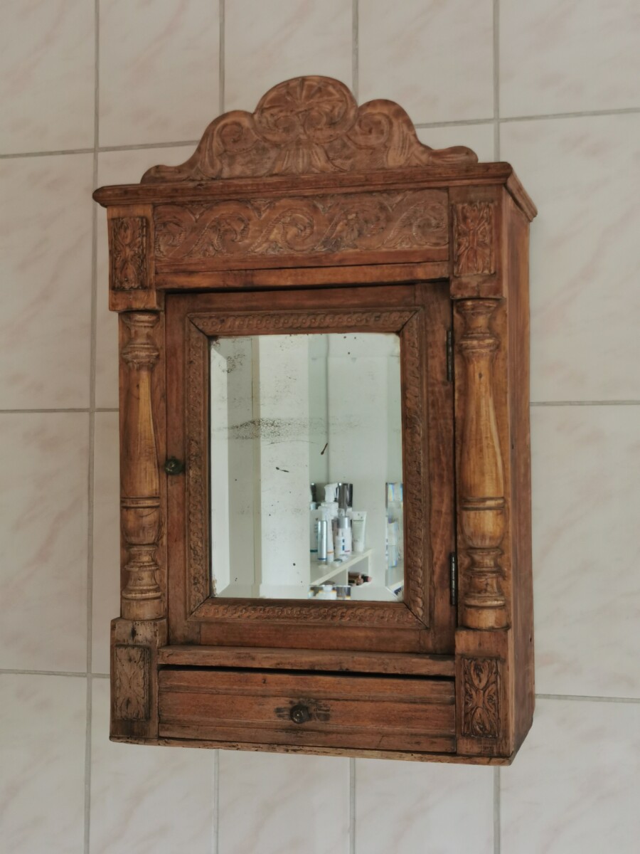 Brengen interieur Zee Frans antiek houten medicijnkastje - Santiline-oud badkamerkastje