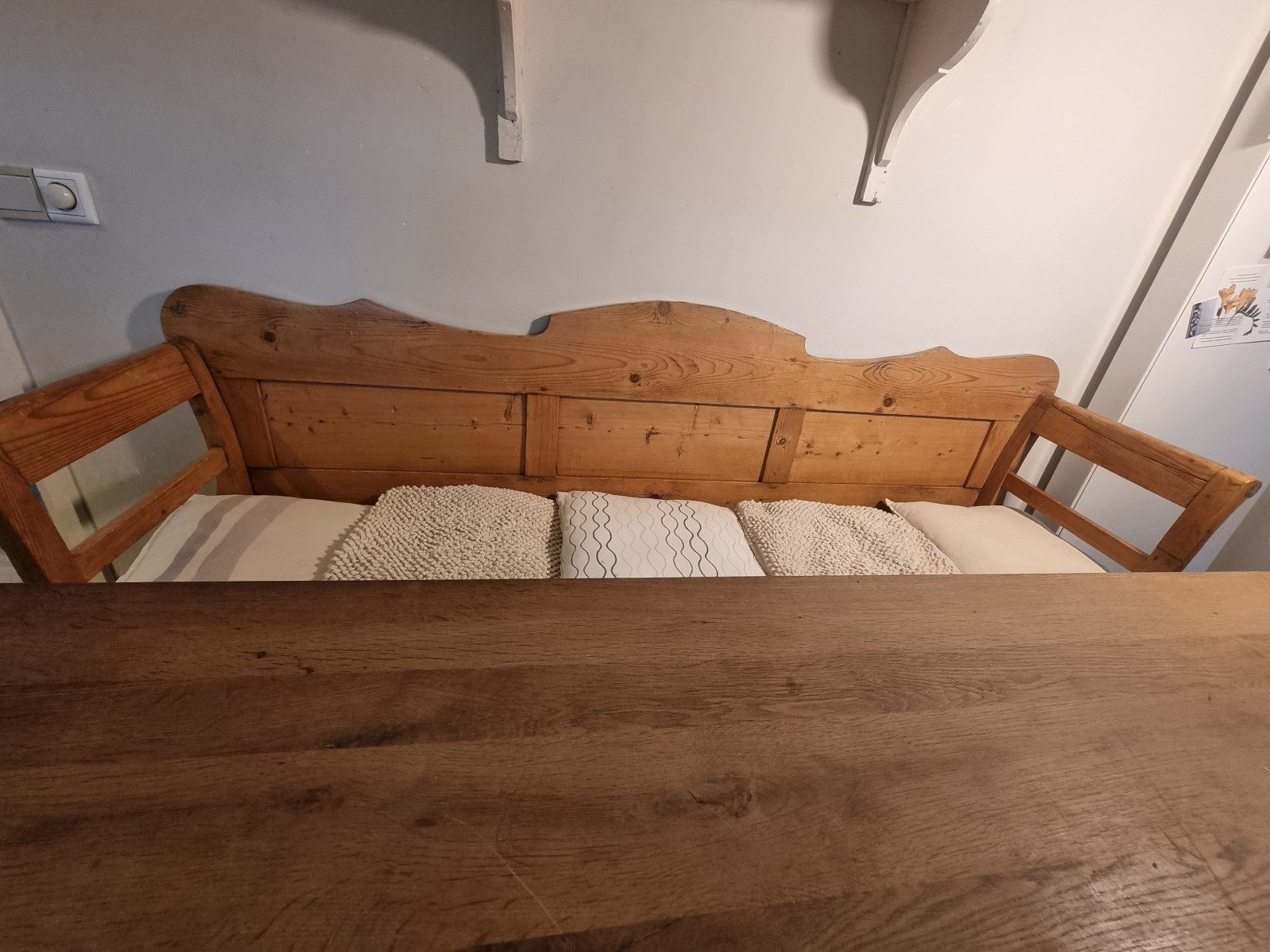 antieke landelijke grenen bank - Afbeelding 15